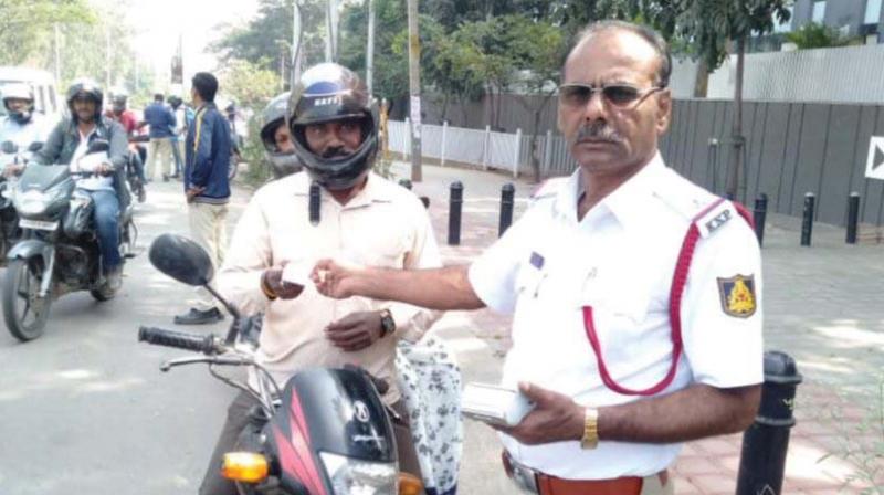 Footpath riders stopped by police in Jeevanbimanagar