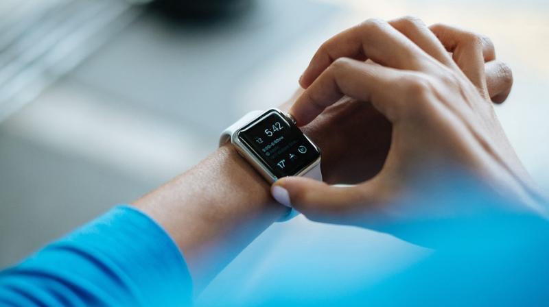 Smart watches and similar portable devices are commonly used for measuring steps and physiological parameters. (Photo: Pixabay)