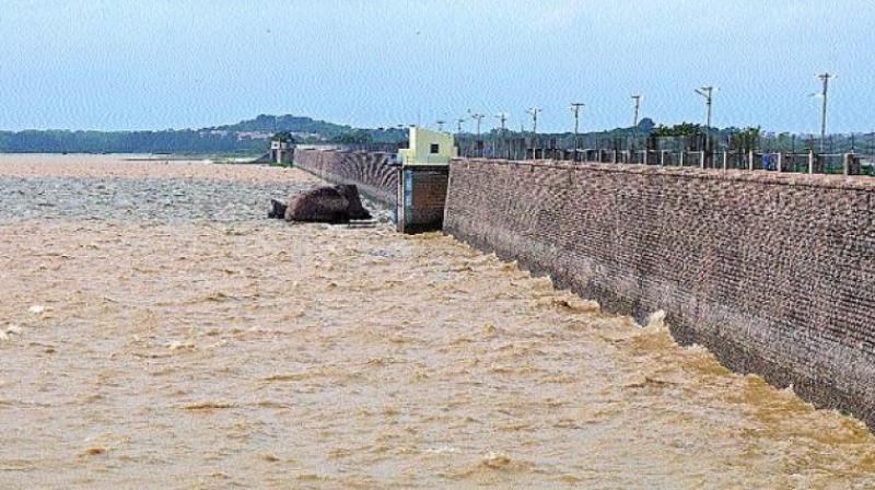 A fresh investigation by the petitioner Mr. Thakur Rajkumar Singh and his team, has revealed that the fencing of Osmansagar reservoir being carried out by the Cyberabad police commissionerate as part of the Save Gandipet project excludes the buffer zone and part of the full tank level (FTL) of the reservoir.