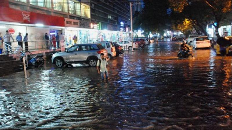 Heavy downpour in Hyderabad; 3 dead, part of city water logged