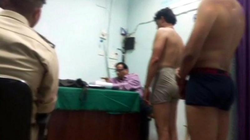 Madhya Pradesh cop recruitment: Men, women medical tests in 1 room