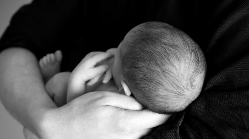 Experts say breast milk can boost brain development in premature babies. (Photo: Pixabay)
