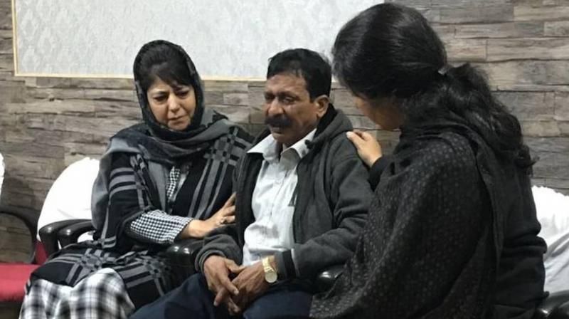 Jammu and Kashmir Chief Minister Mehbooba Mufti went to the police hospital in Srinagar after she was informed of Thirumanis death. She met the parents of the man. (Photo: ANI)