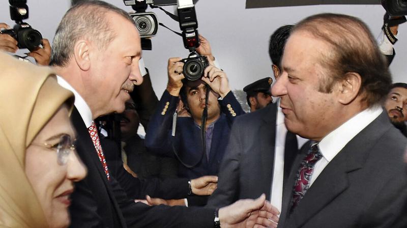 Pakistans Prime Minister Nawaz Sharif and Turkeys President Recep Tayyip Erdogan in Islamabad, Pakistan. (Photo: AP)