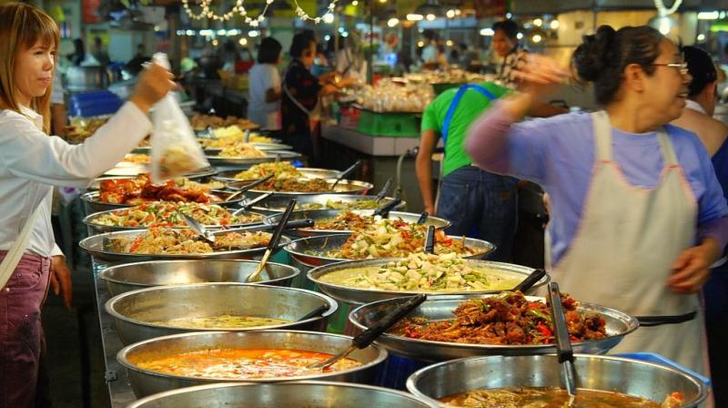 A view of a vendor stall in Bangkok market, Thailand. Photo: Creative Commons