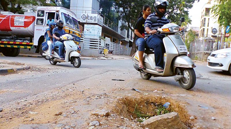 Commuters complain of bad roads and lack of safety on the streets. (Photo: DC)