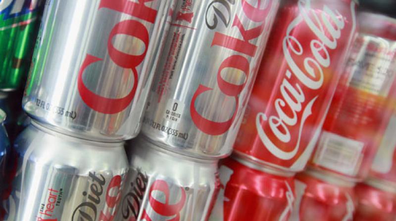 As obesity rates continue to be a cause for concer, staying away from diet soda may help curb the problem (Photo: AFP)