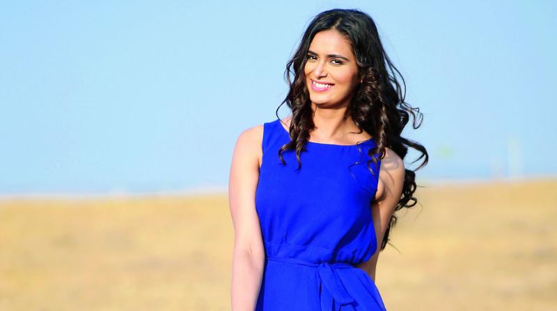 Meenakshi Dixit takes the album route