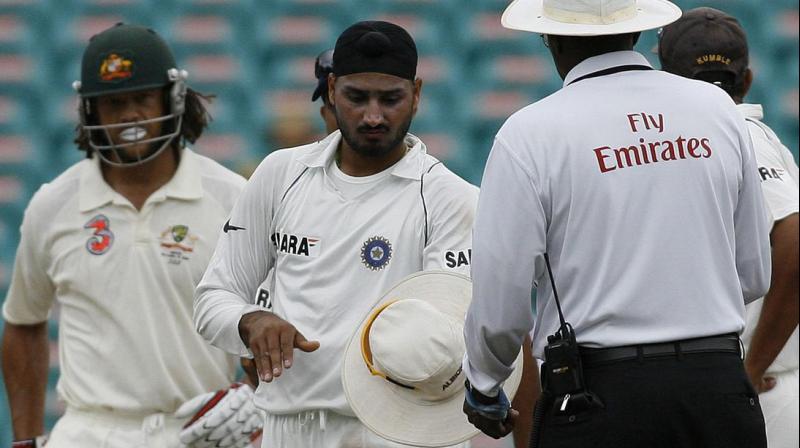 Andrew Symonds revealed that Harbhajan Singh \broke down crying\ when he finally made up with him after the infamous \monkeygate\ scandal had sent the Australian all-rounder into a downward spiral. (Photo: AFP)