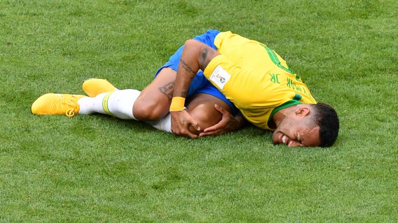 Neymars exaggerated reaction  the player dramatically writhed on the turf after Layun approached him  suggested a repeat of the play-acting that marred his play in the group phase. (Photo: AFP)