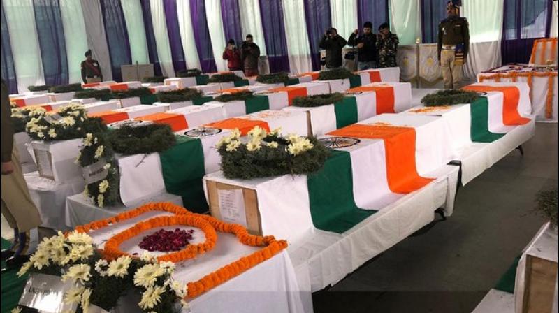 Thousands pay tribute to CRPF jawans on their last journey home