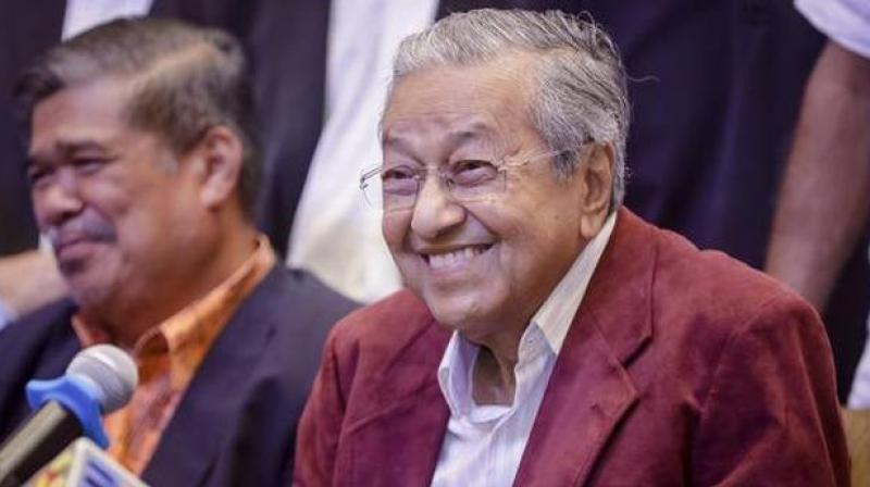 Mahathir led the Southeast Asian nation for 22 years and his unexpected return to the prime minister ship ends the previously unbroken rule of Barisan Nasional (BN), the coalition that had governed Malaysia since independence from Britain in 1957. (Photo: AP)
