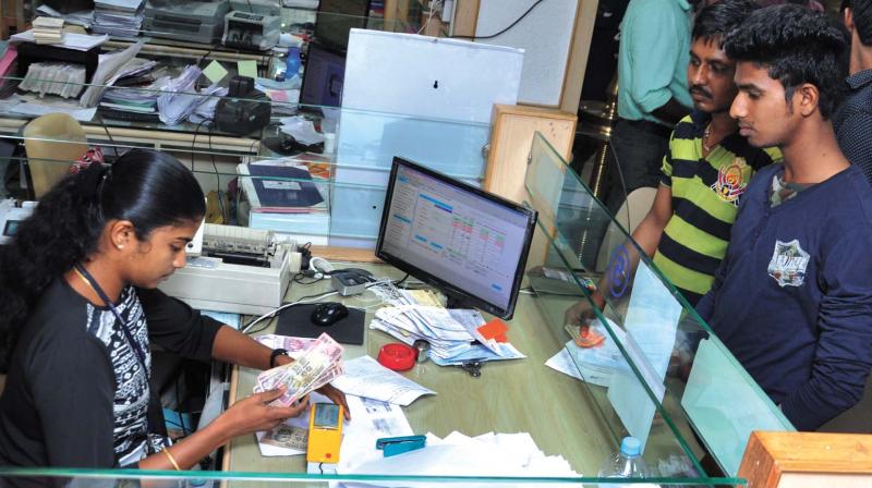 Most of the PSBs have announced additional perks of even over 10,000 to its officers who worked on a second-Saturday and a Sunday.
