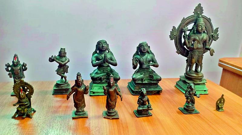 The Kakatiya era Panchaloha idols stolen from the Ramalayam temple was recovered by the police.