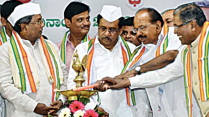 Chief Minister Siddaramaiah inaugurates the foundation day celebrations of the Congress party in Bengaluru on Wednesday. KPCC president Dr G. Parameshwar, former CM Veerappa Moily and former Rajya Sabha Deputy Chairman Rehaman Khan were present on the occasion.