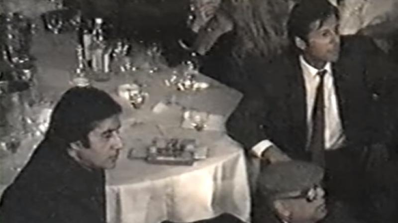 Imran Khan, Pakistans World Cup-winning skipper, and Bollywood superstar Amitabh Bachchan once shared a table and grooved to Ustad Nusrat Fatel Ali Khans Allahu. (Photo: Screengrab)