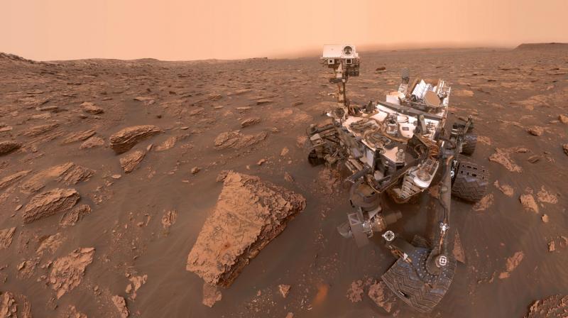 Curiosity plus a fleet of spacecraft in the orbit of Mars, will allow scientists for the first time to collect a wealth of dust information both from the surface and from space. (Photo: NASA)