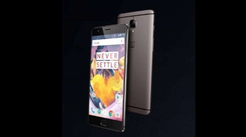 OnePlus 3T will be available in Gunmental and Soft Gold colour.