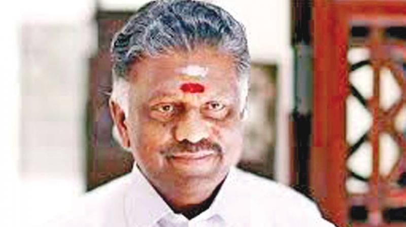 The much-awaited merger of OPS and EPS camps of the AIADMK, which was speculated to happen at the J. Jayallithaa memorial on Marina beach on Friday night, failed to take place due to divisions in the faction led by former chief minister O. Panneerselvam.