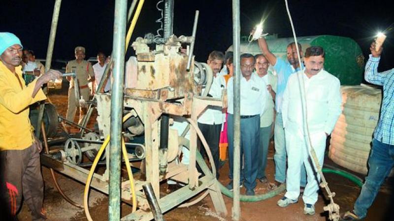 Minister Kalava Srinivasulu launches balancing reservoir works at Untakal village in Anantapur district on Monday.