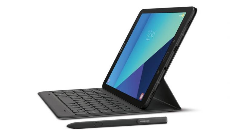 Galaxy Tab S3 comes with Quad Speakers professionally tuned by AKG, fast charging capability and a 6,000mAh battery.