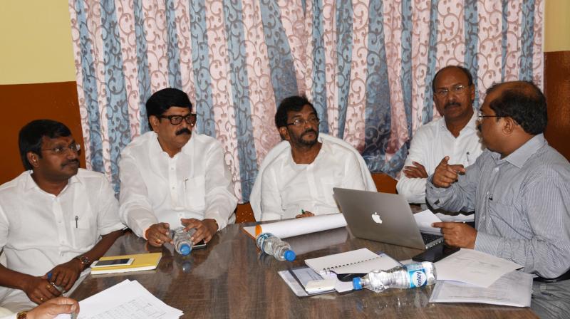 Agriculture minister Somireddy Chandramohan Reddy with MLC Beeda Ravichandra, former minister Anam Ramanarayana Reddy, APIIC chairman Dr P. Krishnaiah and joint collector A.MD. Imtiaz in Nellore on Monday. (Photo: DC)