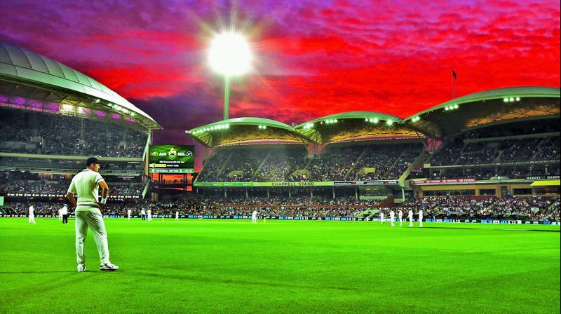 Brisbanes Gabba might play host to the first day/night Ashes Test next summer. (Photo: AFP)
