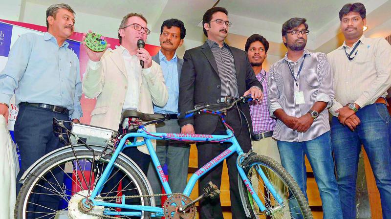 Chennai students have developed a new electric bicycle in collaboration with FranceCol Technology Company based in France.
