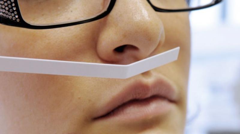 It was observed that people who had the device on their nose lost twice as much as others on a diet (Photo: AFP)
