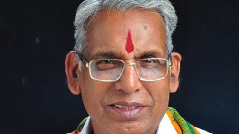 BJP MP calls Chhattisgarh girls tana-tan; Cong demands public apology