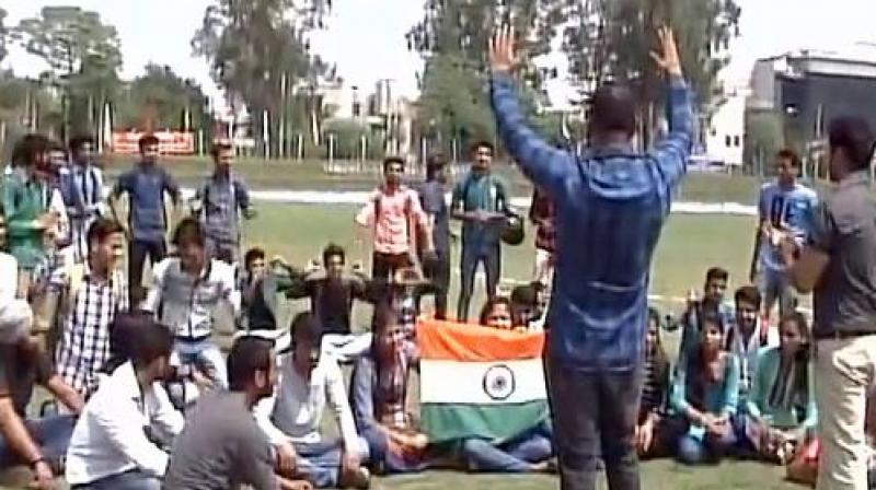 ABVP staging a protest at Jammu University. (Photo: ANI/Twitter)