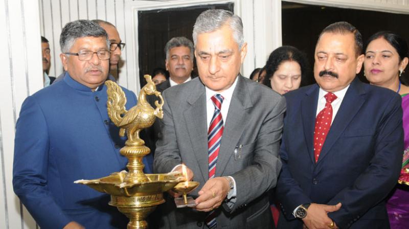 CJI T.S. Thakur lighting the lamp to inaugurate the All India Conference of Central Administrative Tribunal (CAT), in New Delhi on November 26, 2016. Union Minister for Law & Justice, Ravi Shankar Prasad and Union Minister Dr. Jitendra Singh are also seen. (Photo: PIB)