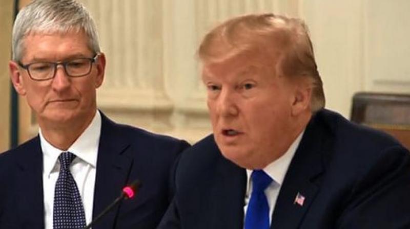 I used to say, Tim, youve got to start doing it over here, and you really have. You really put a big investment in our country. We appreciate it very much, Tim Apple, Trump said. (Photo: Screengrab)