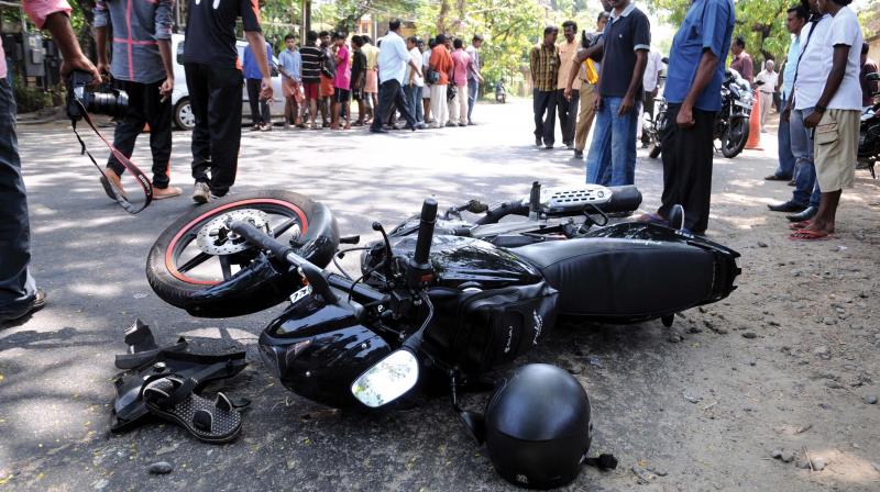 A bike rider who met with an accident in Kochi. (Photo: DC)