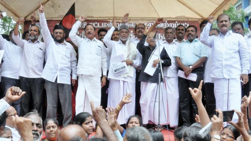 Political leaders protest demanding Presidents assent to the TNs Neet exemption bill.