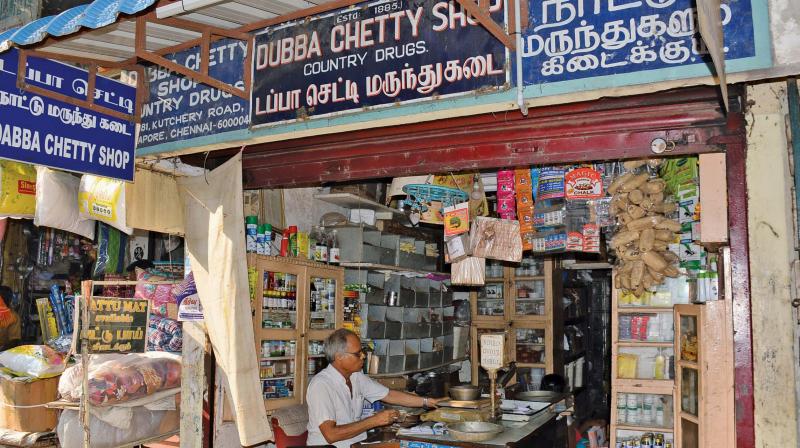 And here on Kutchery road, amidst a number of other small establishments is Dabba Chetty Kadai (shop) established by Krishnaswamy Chetty way back in 1885.