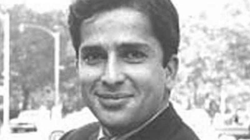 Rest in Peace Shashi Kapoor: (March 18, 1938 - December 04, 2017)