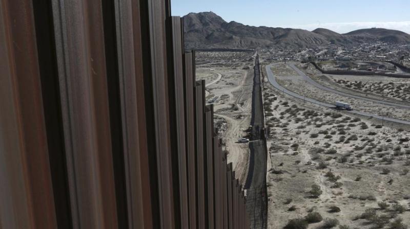 Mexico-US border fence, on the Mexican side, separating the towns of Anapra, Mexico and Sunland Park. (Photo: AP)