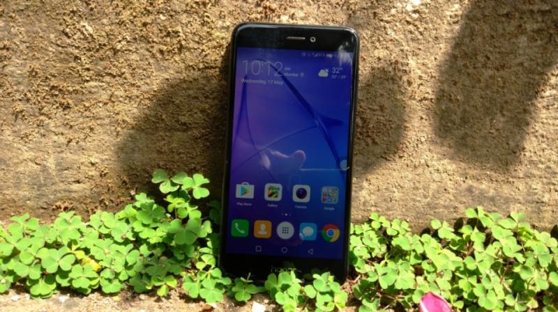 The Honor 8 Lite is a likeable phone with a good amount of focus on performance and looks.