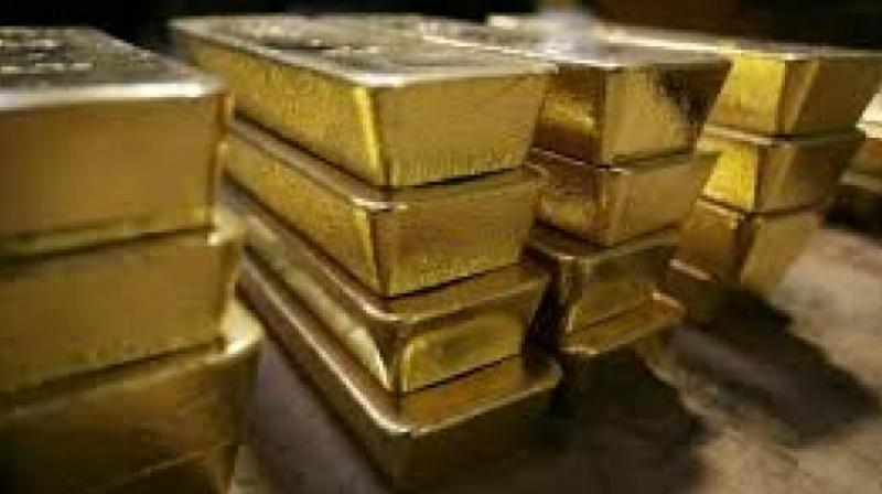 When the DRI officials checked the packets, they found 4.194 kg gold worth Rs 1.34 crore in the form of 35 bars and Rs 3.6 lakh cash. (Representional Image)