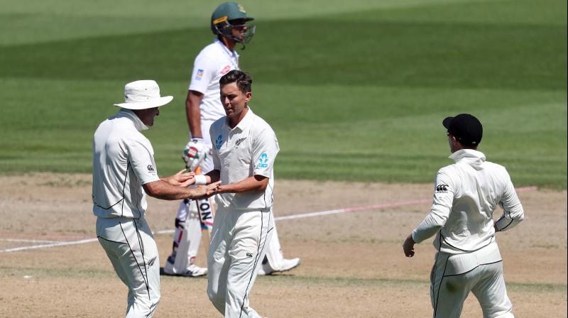 Boults late burst gave him figures of three for 38. (Photo: AFP)