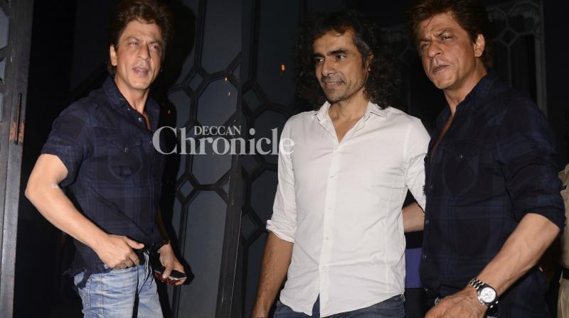 SRK steps out with his Jab Harry Met Sejal director Imtiaz Ali for dinner