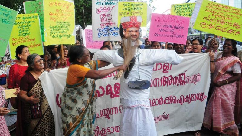 Streekoottayma, a womens collective, protests in front of Secretariat expressing solidarity with the nuns and demanding the arrest of Jalandhar Bishop Franko Mulakkal and P.C. George. (Photo: A.V. MUZAFAR)