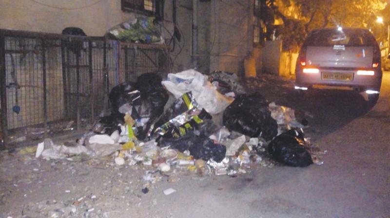 A garbage pile on a street in upmarket Koramangala 7 Block. (Image DC)