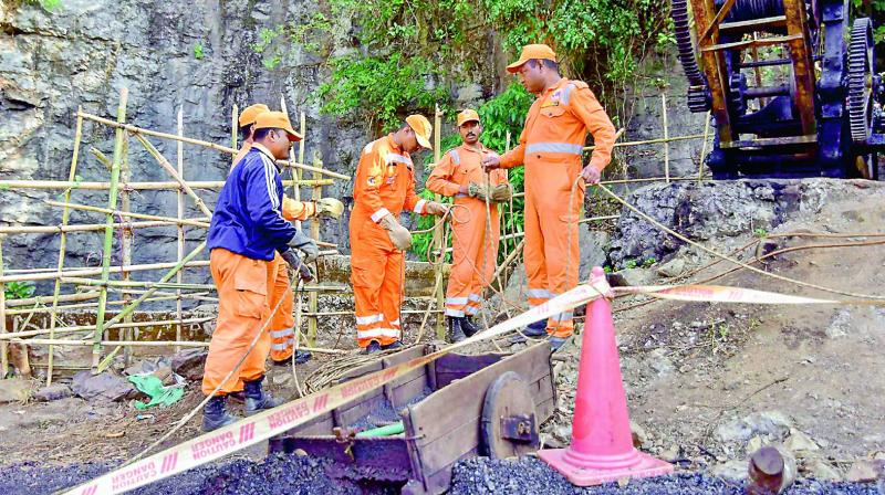 NDRF conduct rescue task at the site.(Photo: AP)