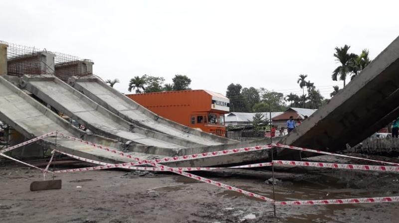 4 injured after under-construction flyover collapses on NH 28 in UP