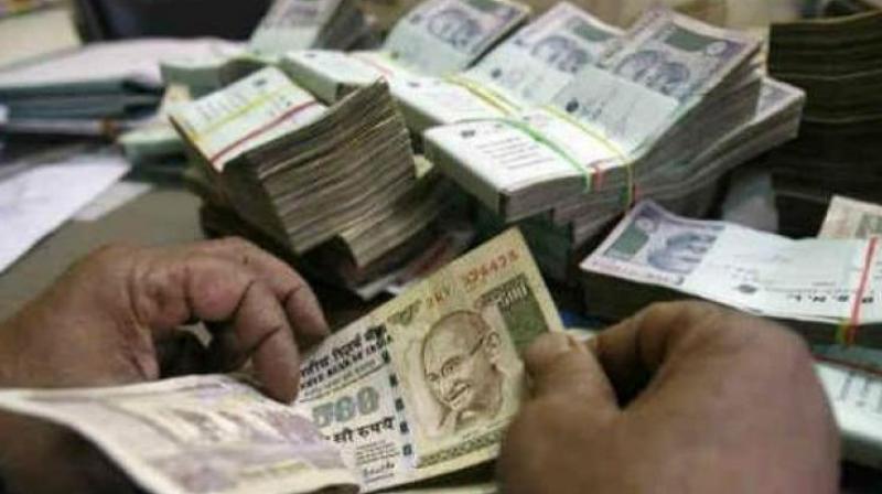 There were 151 Rs 500 notes, 20 Rs 1,000 notes and just one newly-introduced Rs 2000 note, besides other smaller denomination currency and coins! (Representational image)