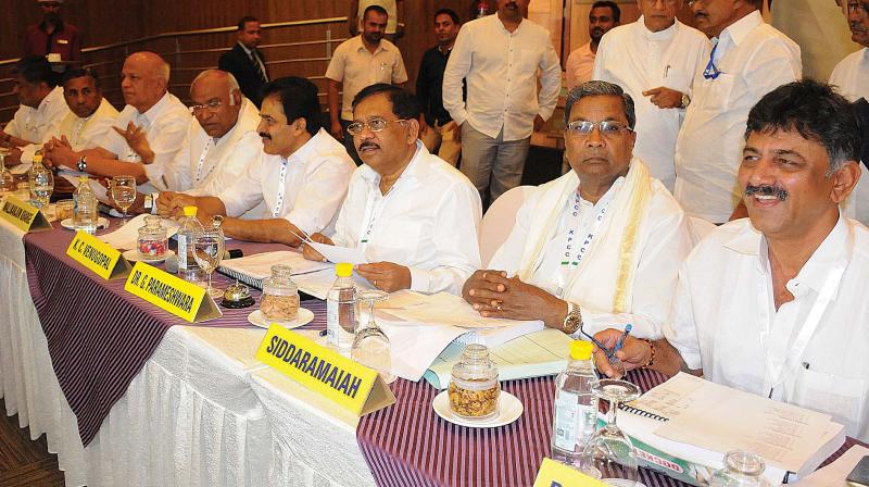 Congress leaders during the poll panel meeting in Bengaluru on Wednesday 	DC