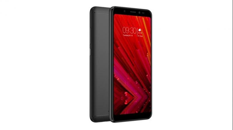 The highlight of the smartphone is its 5.7-inch display with 18:9 aspect ratio, making it the only smartphone with 18:9 aspect ratio at this price point.