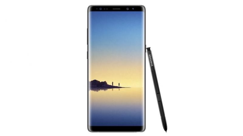 Corroborating previous leaks, the Galaxy Note 8 comes with a 6.3-inch Super AMOLED quad HD display with 2960 x 1440 pixel resolution. The display is similar to the Galaxy S8 but in a less curvy form.
